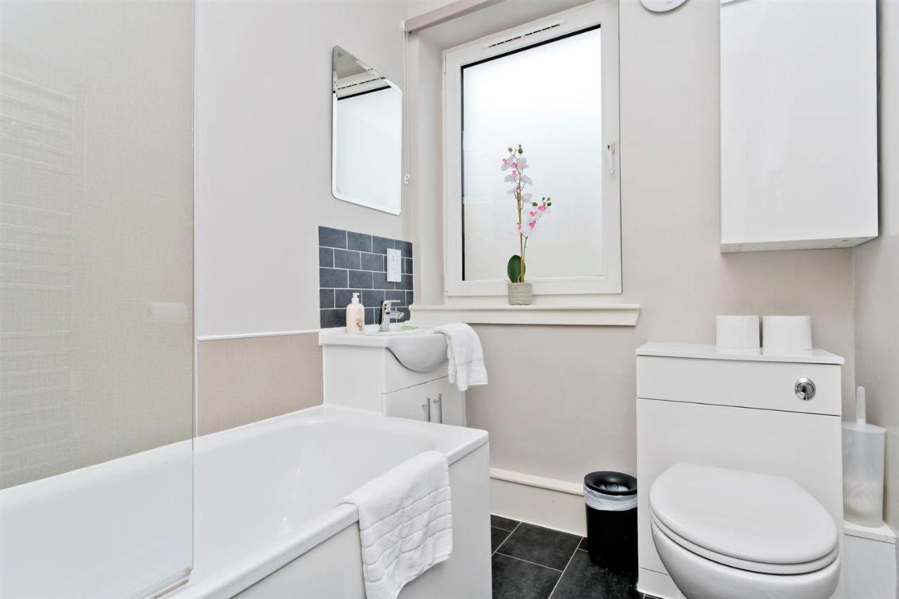 Charming Old Town 2 Bed Apt, 2Mins From Royal Mile Edimburgo Exterior foto
