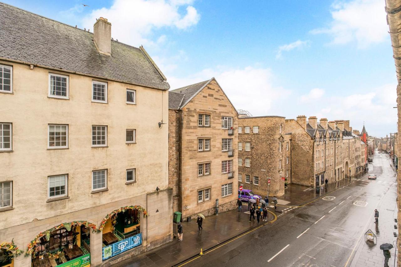 Charming Old Town 2 Bed Apt, 2Mins From Royal Mile Edimburgo Exterior foto