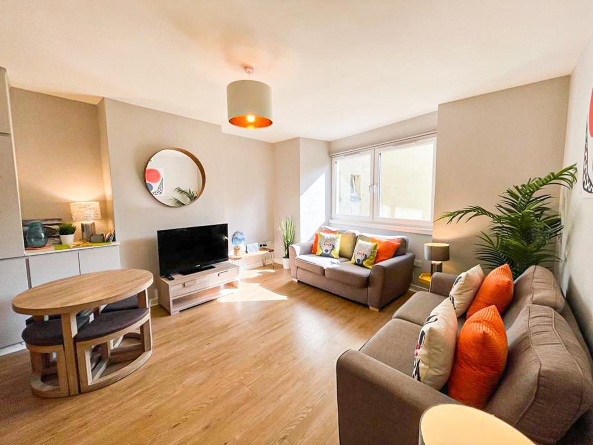 Charming Old Town 2 Bed Apt, 2Mins From Royal Mile Edimburgo Exterior foto
